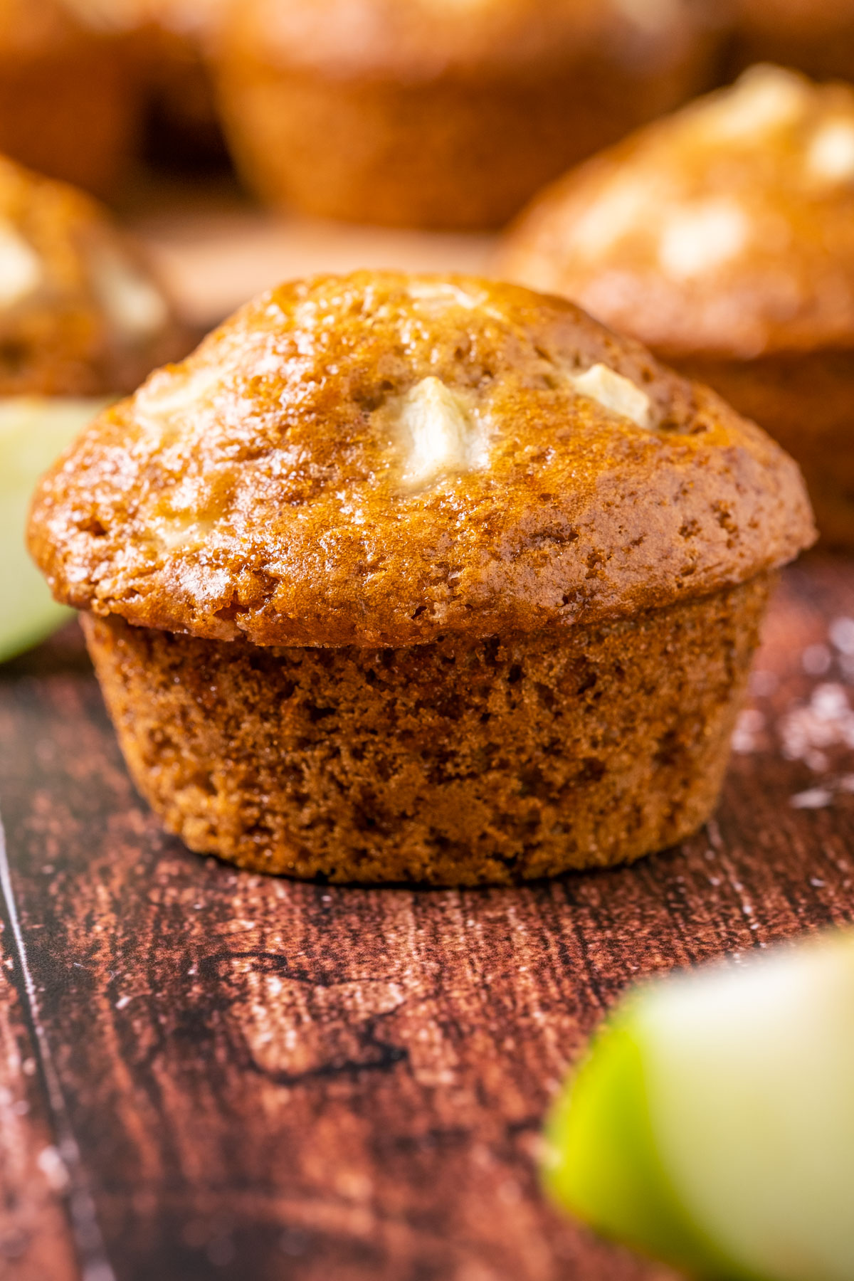 Vegan apple muffins and apple slices.